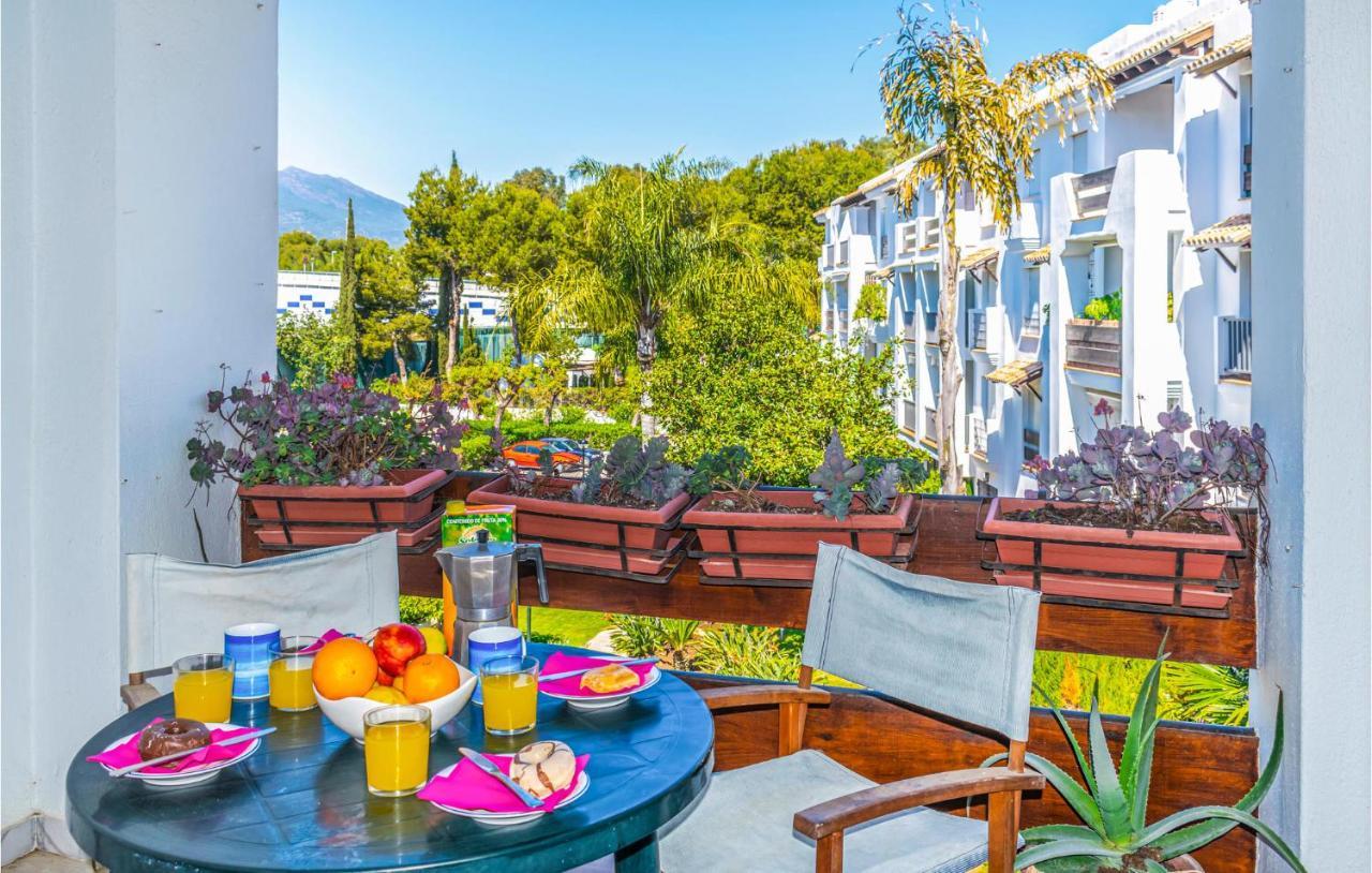 Lovely Apartment In Marbella With Kitchenette Esterno foto
